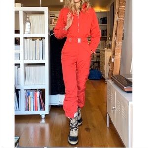 Bogner. Retro ski suit. Down alternative Fill